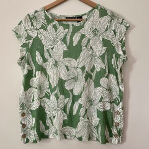 Tahari 100% Linen Green Floral Top Wooden Buttons M Beach Coastal Tropical